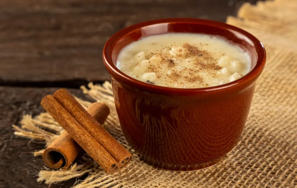 Receita de Canjica: O Segredo da Canjica Cremosa e Fácil que a Dona Maria Ama! 1 Receita de canjica