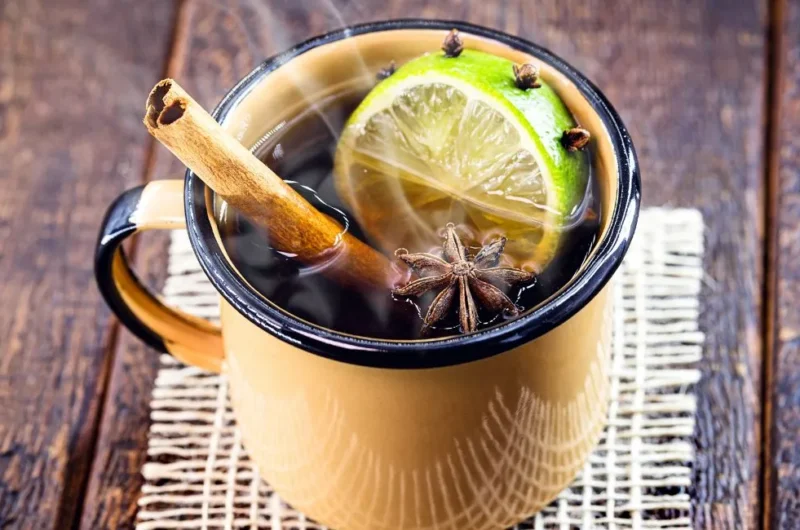 Receita de Quentão: O Clássico das Festas Juninas 4 Receita de Quentão: O Clássico das Festas Juninas