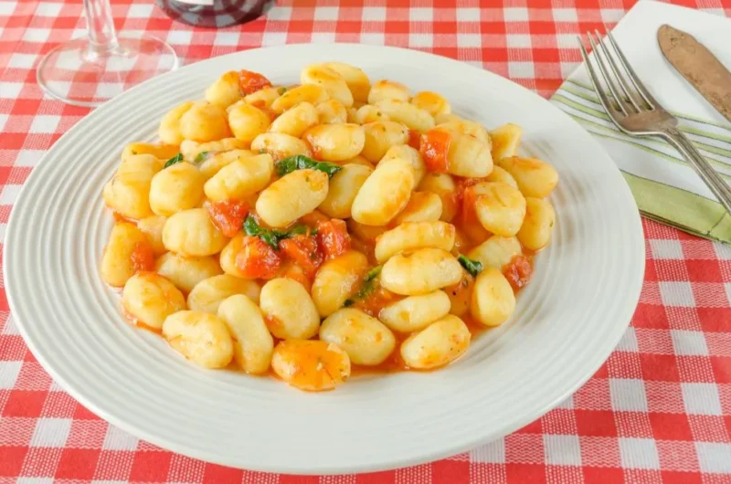 Receita de Nhoque Caseiro: Simples, Saborosa e Irresistível 4 Receita de Nhoque Caseiro: Simples, Saborosa e Irresistível