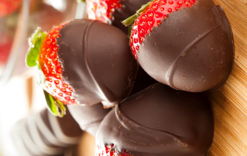 Bombom de morango- Blog Receitas da Casa