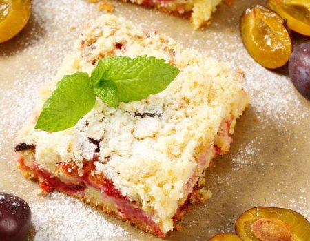 Receita de torta de ameixa e coco - Blog Receitas da Casa