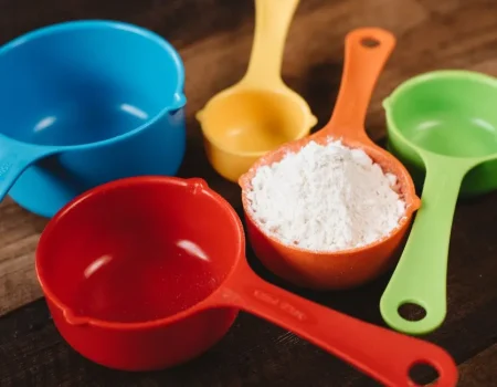 Tabela de equivalência culinária para líquidos, açúcar e farinha de trigo - Blog Receitas da Casa